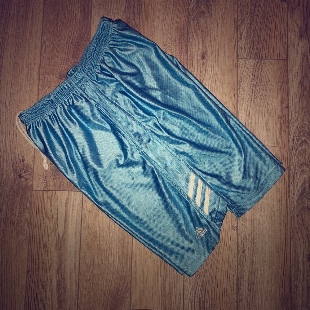🏃 Men’s M ADIDAS Shorts Light Blue